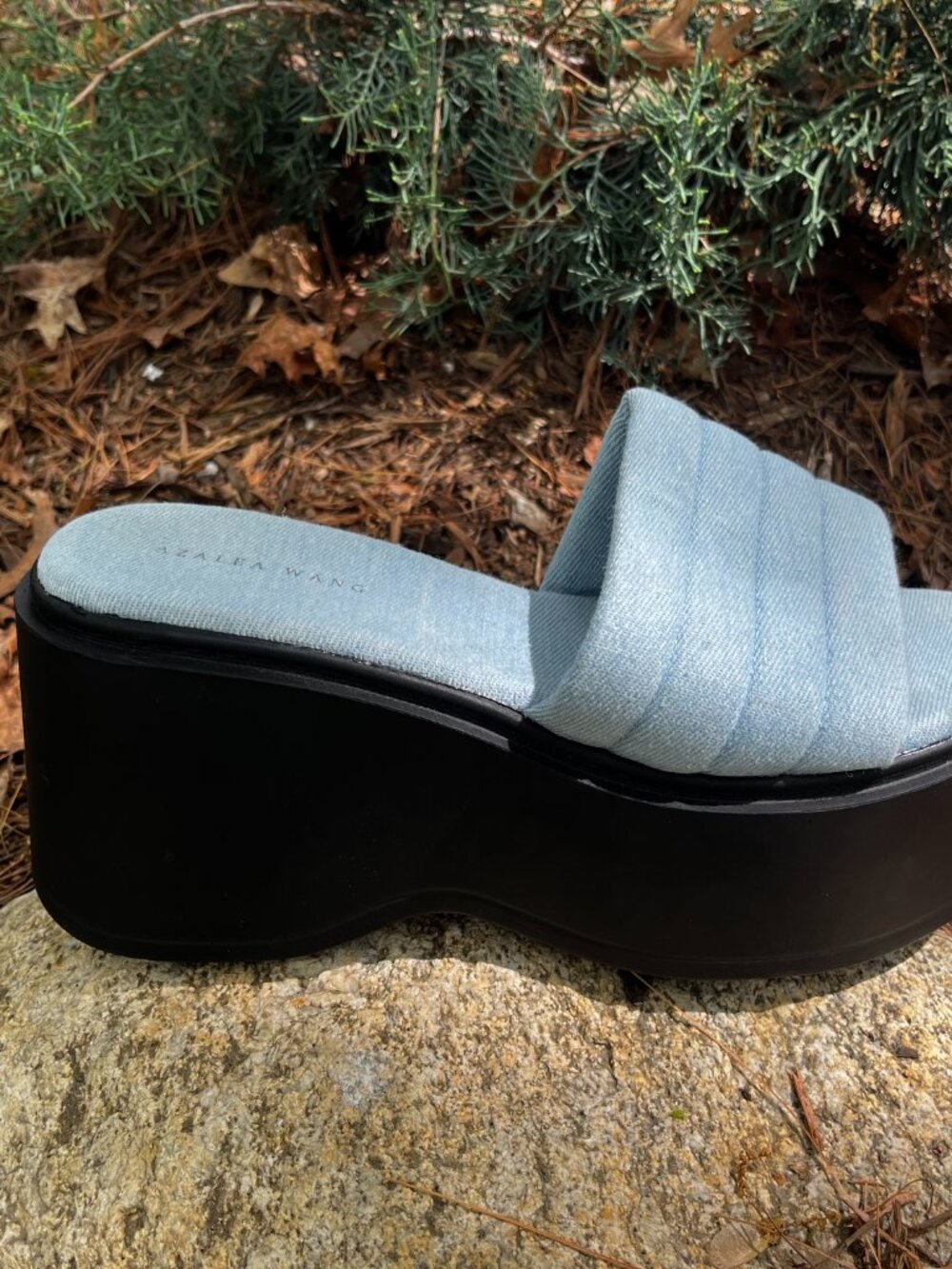 AZALEA WANG Meggie Platform Sandal‎ In Blue Denim Size 9